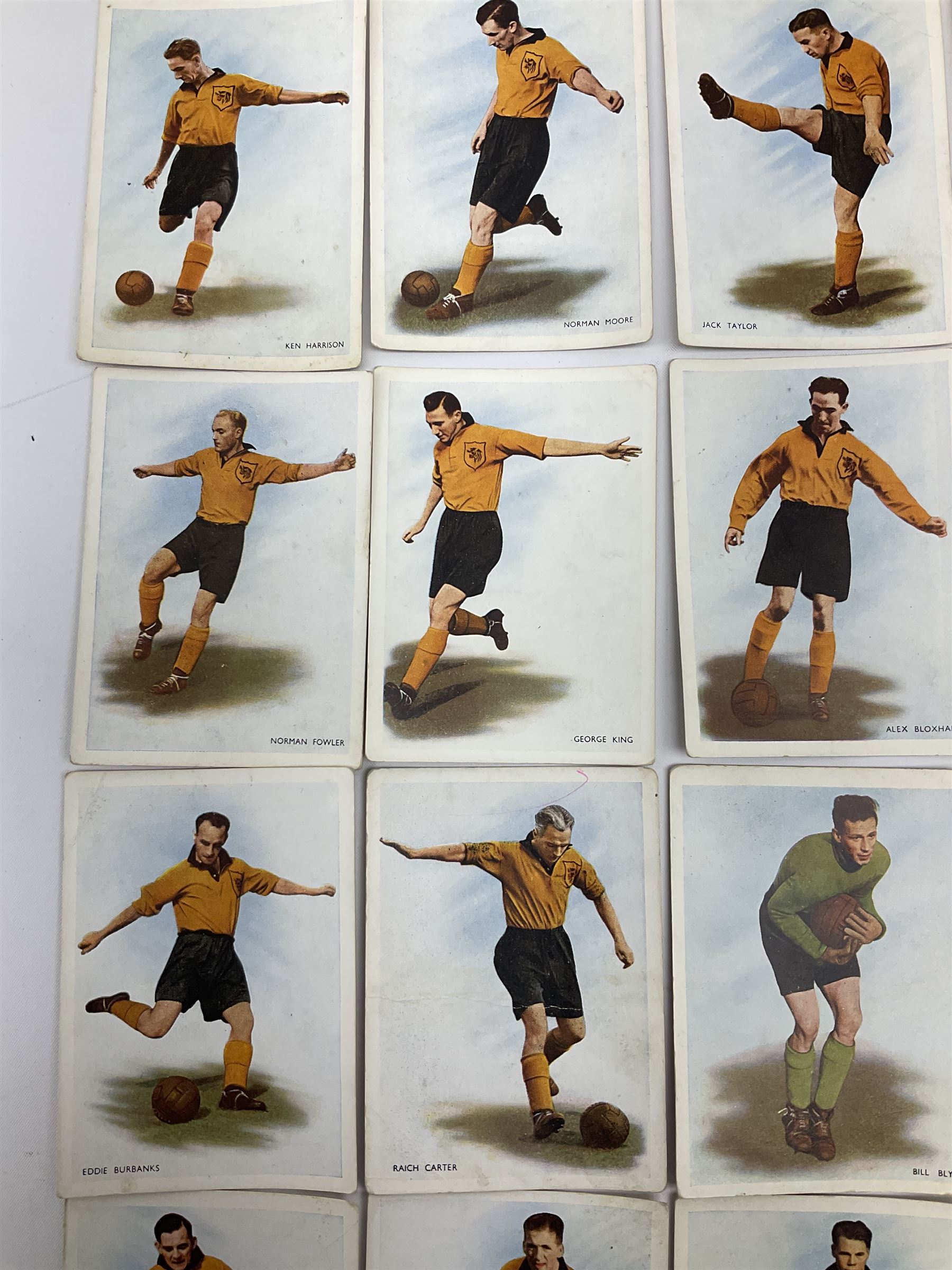 Football - Hull City - set of twenty trade cards 1950s including Raich Carter - Bild 4 aus 12