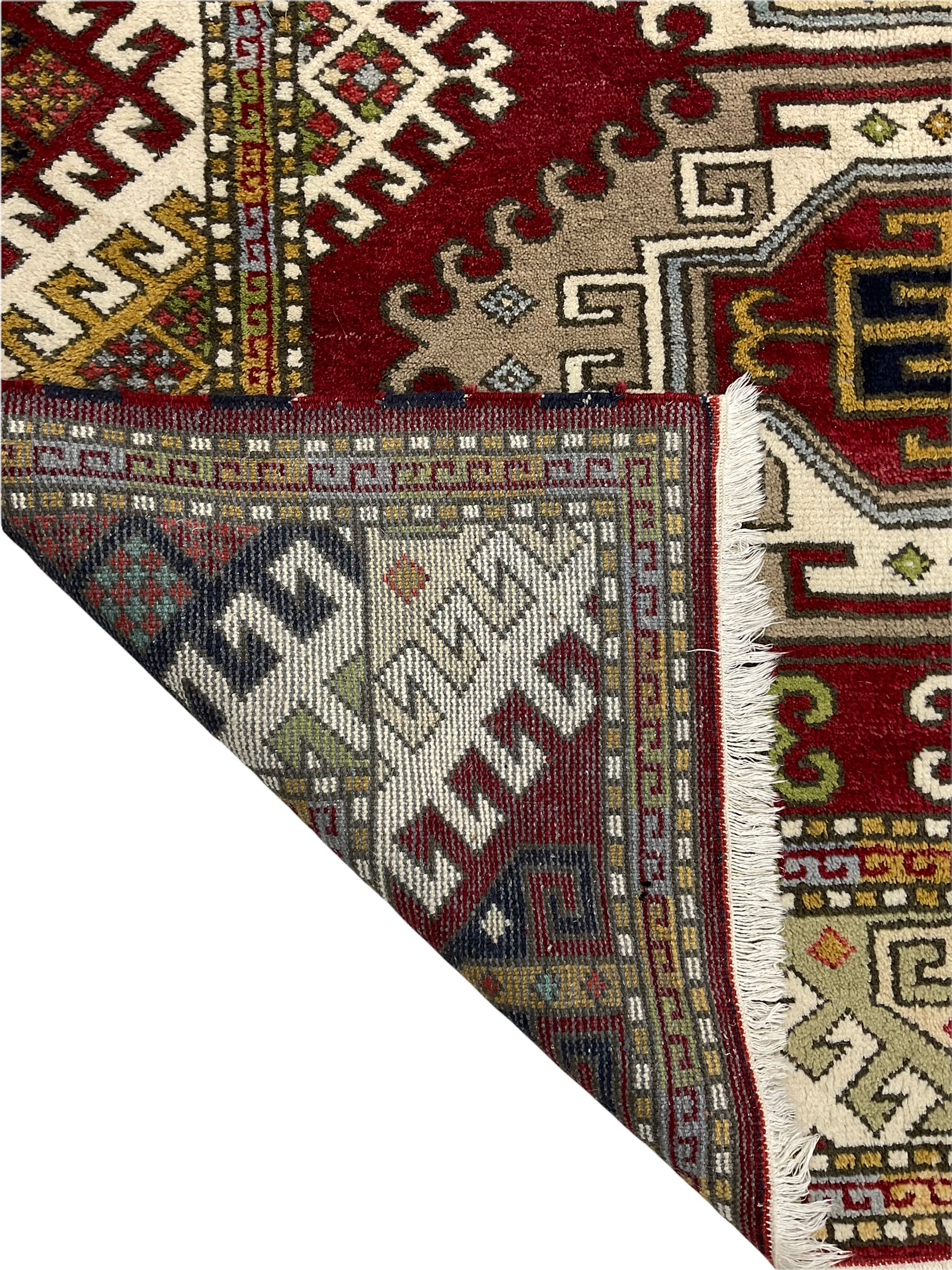 Indo Caucasian rug - Image 4 of 5