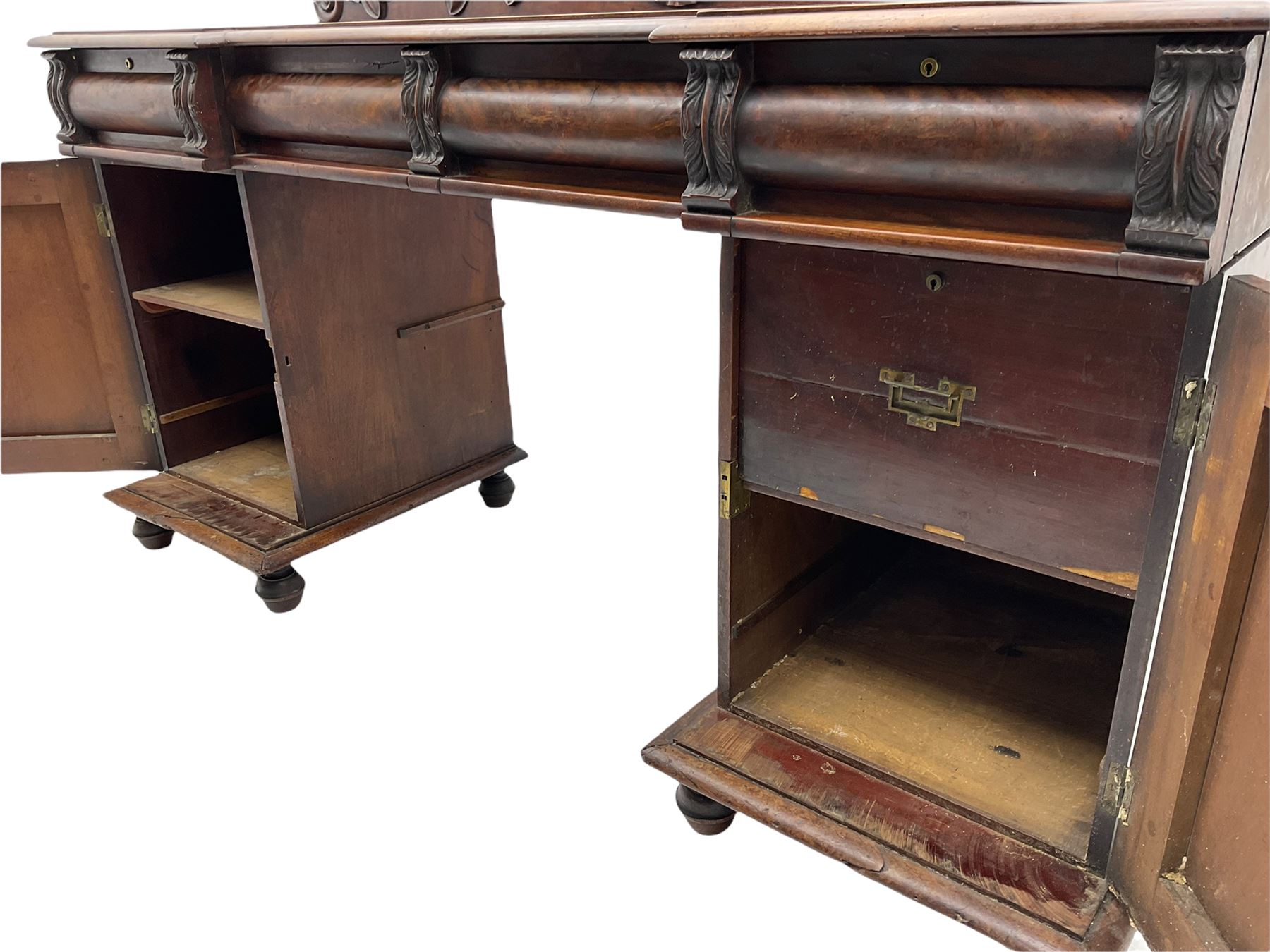 Early 19th century figured mahogany twin pedestal sideboard - Image 8 of 10