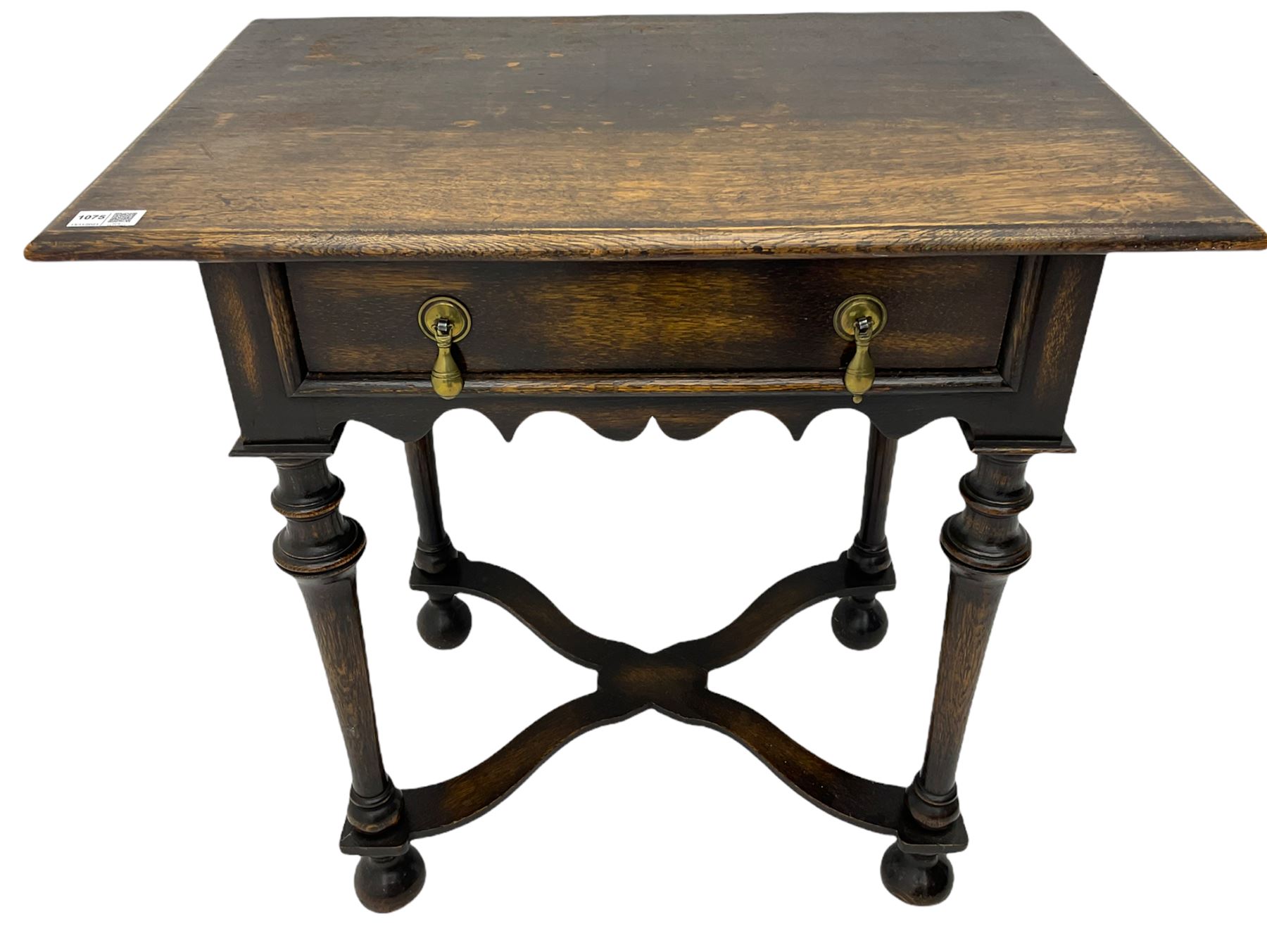 Charles II style oak lowboy - Image 2 of 4