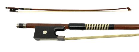 Alfred Knoll silver mounted two-star pernambuco violin bow L74.5cm