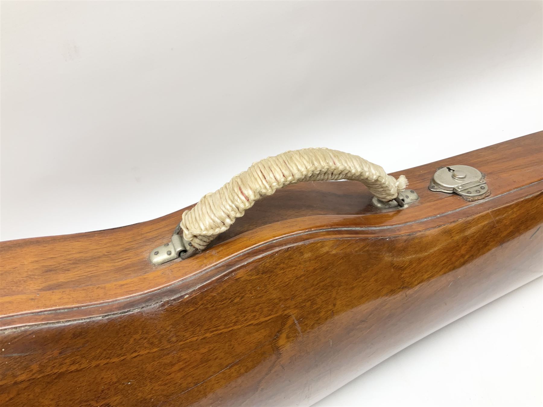 Continental American walnut violin case with orange velvet lining - Image 8 of 11