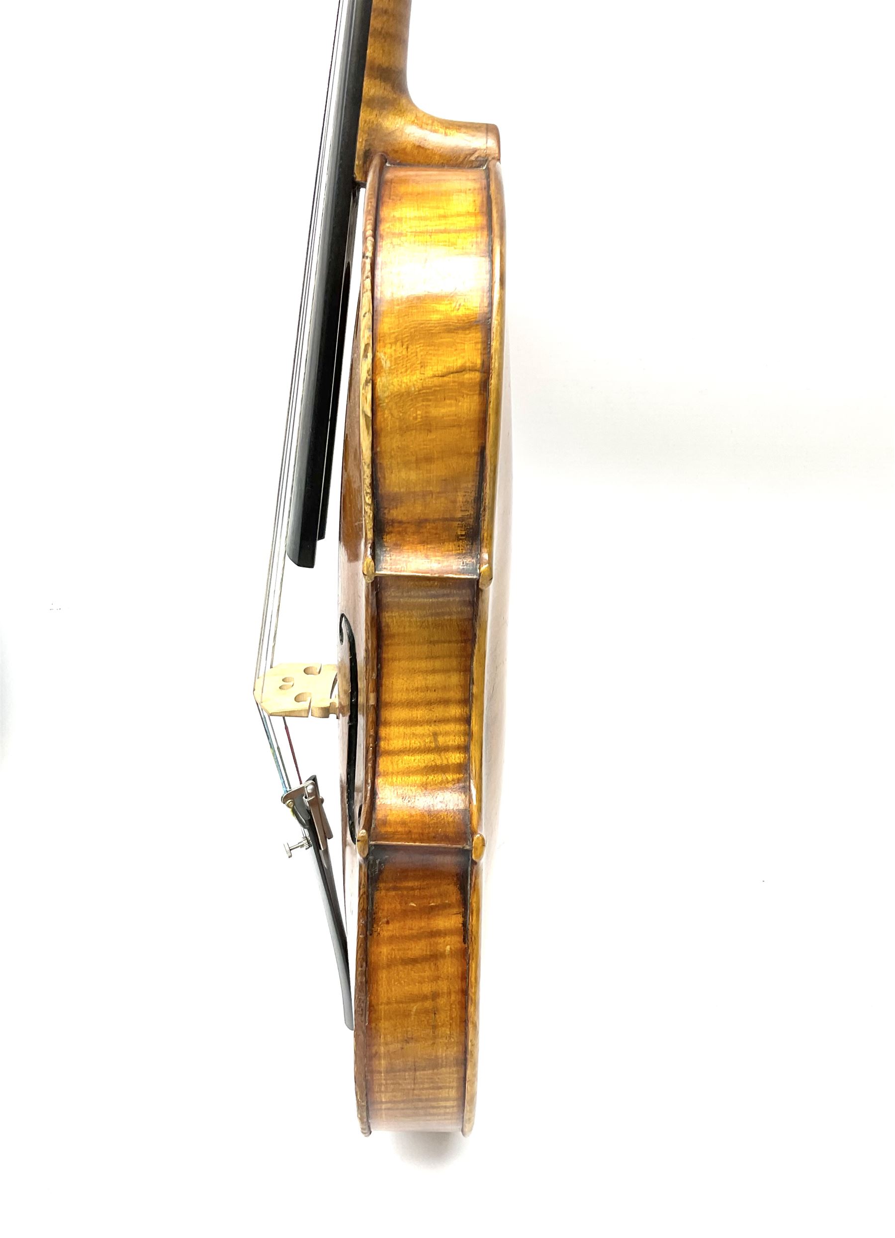 German viola c1900 with 38.5cm (15.25") two-piece maple back and ribs and spruce top - Image 8 of 21