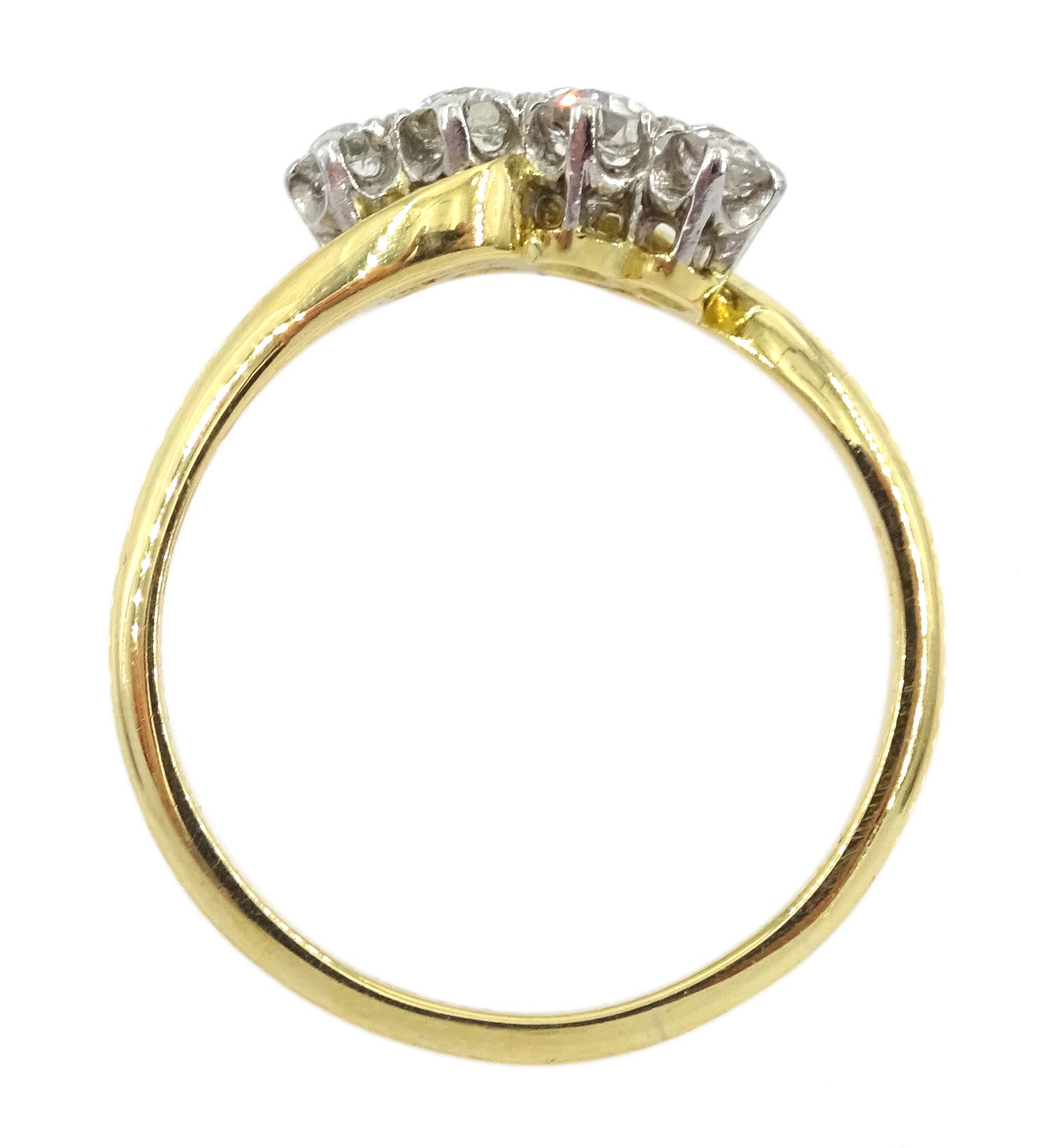 18ct gold four stone diamond ring - Image 4 of 4