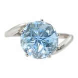 9ct white gold round blue stone and diamond chip ring