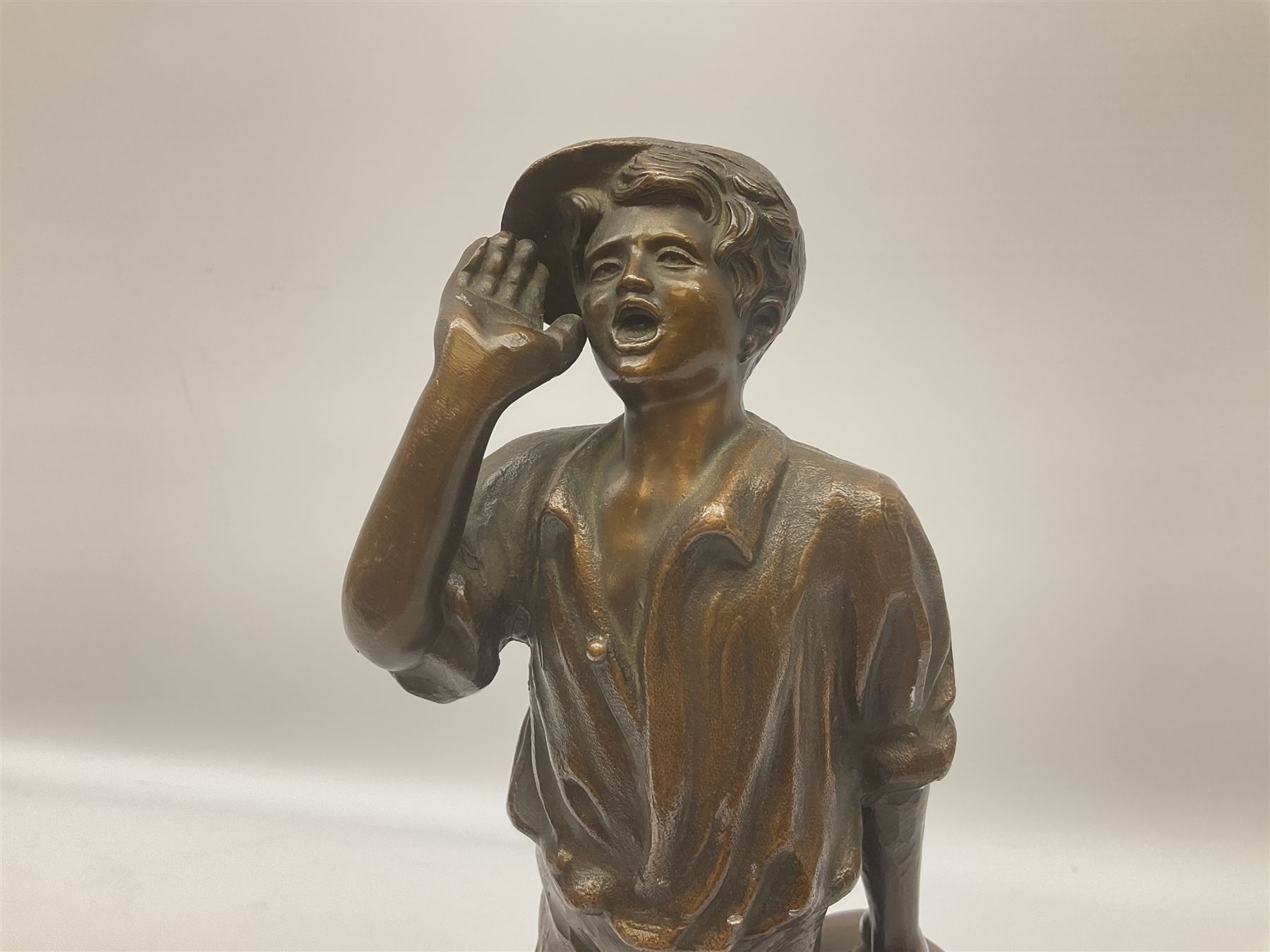 Spelter figure of a boy shouting on a stone base - Image 2 of 8