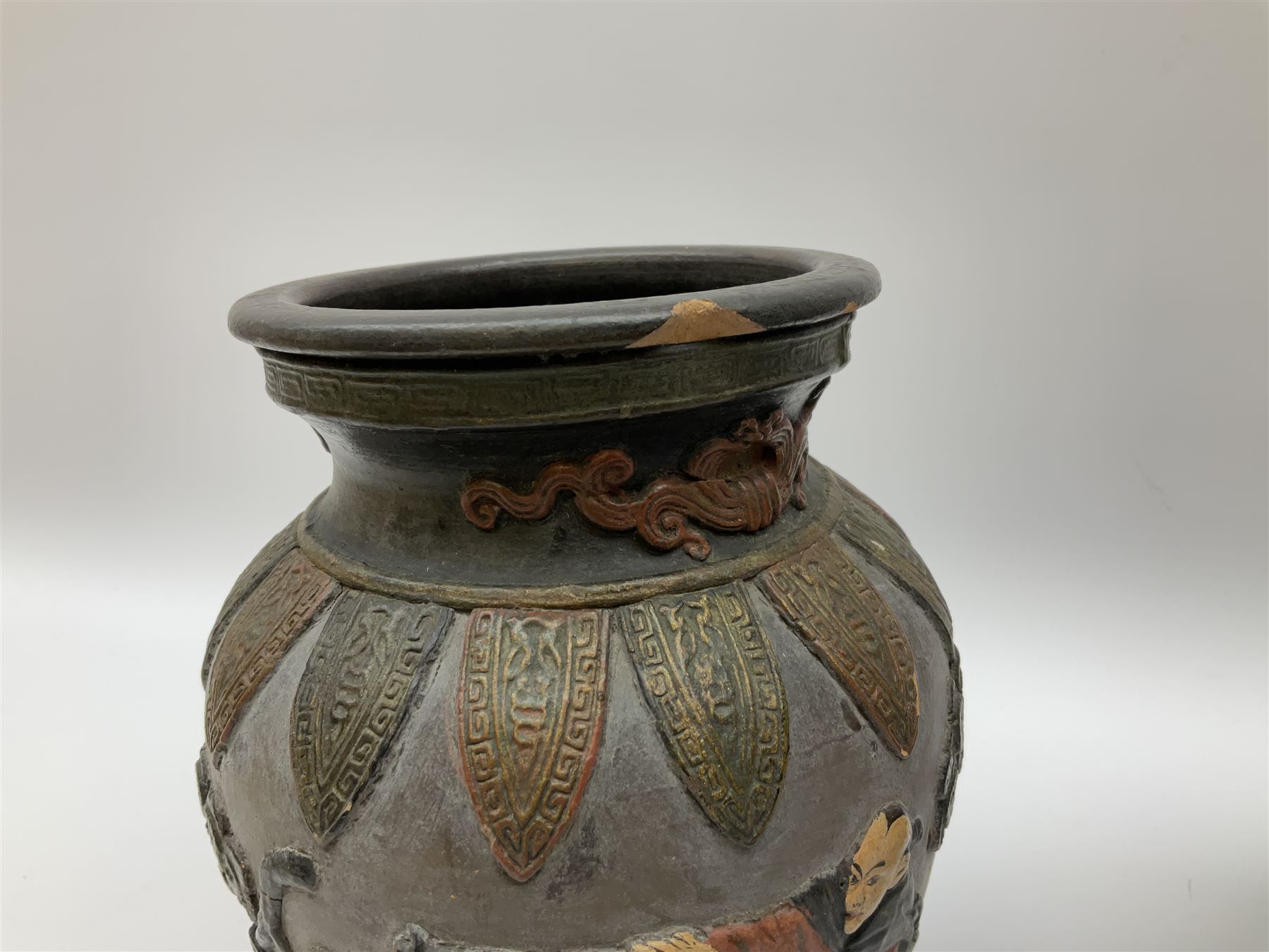 Group of Oriental and Oriental style of ceramics - Image 9 of 23