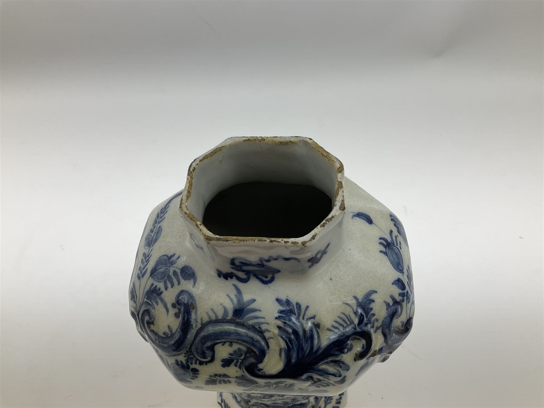 Pair of 19th century Delft blue and white vases - Image 10 of 16