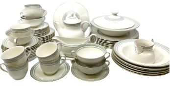 Royal Doulton Berkshire pattern tea and dinner wares