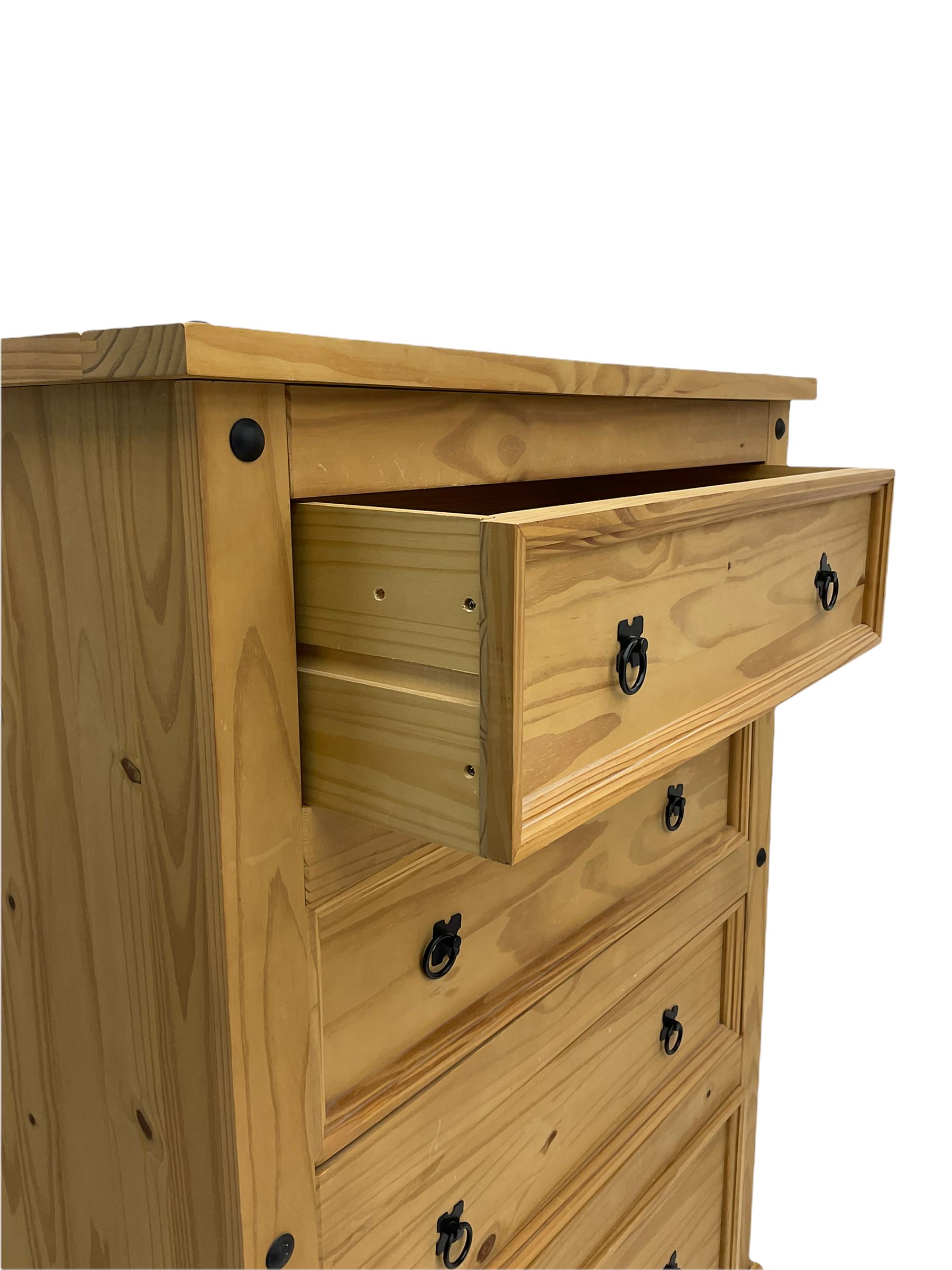 Pine chest fitted with four drawers - Image 3 of 4