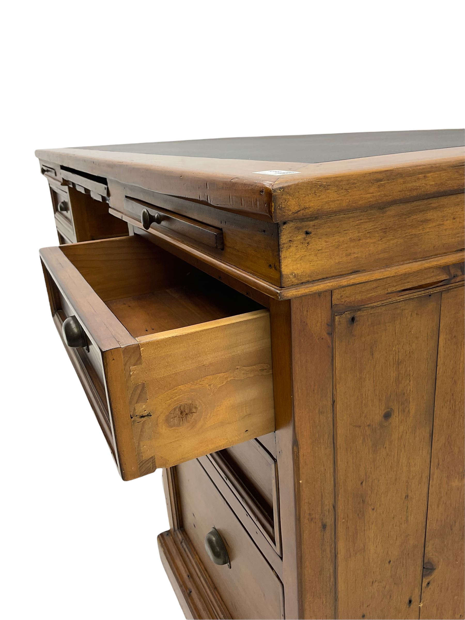 Barker & Stonehouse - Villiers reclaimed eastern pine twin pedestal desk - Image 5 of 8