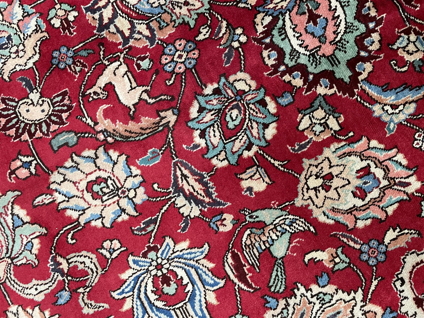 Large Persian Tabriz carpet - Image 5 of 7