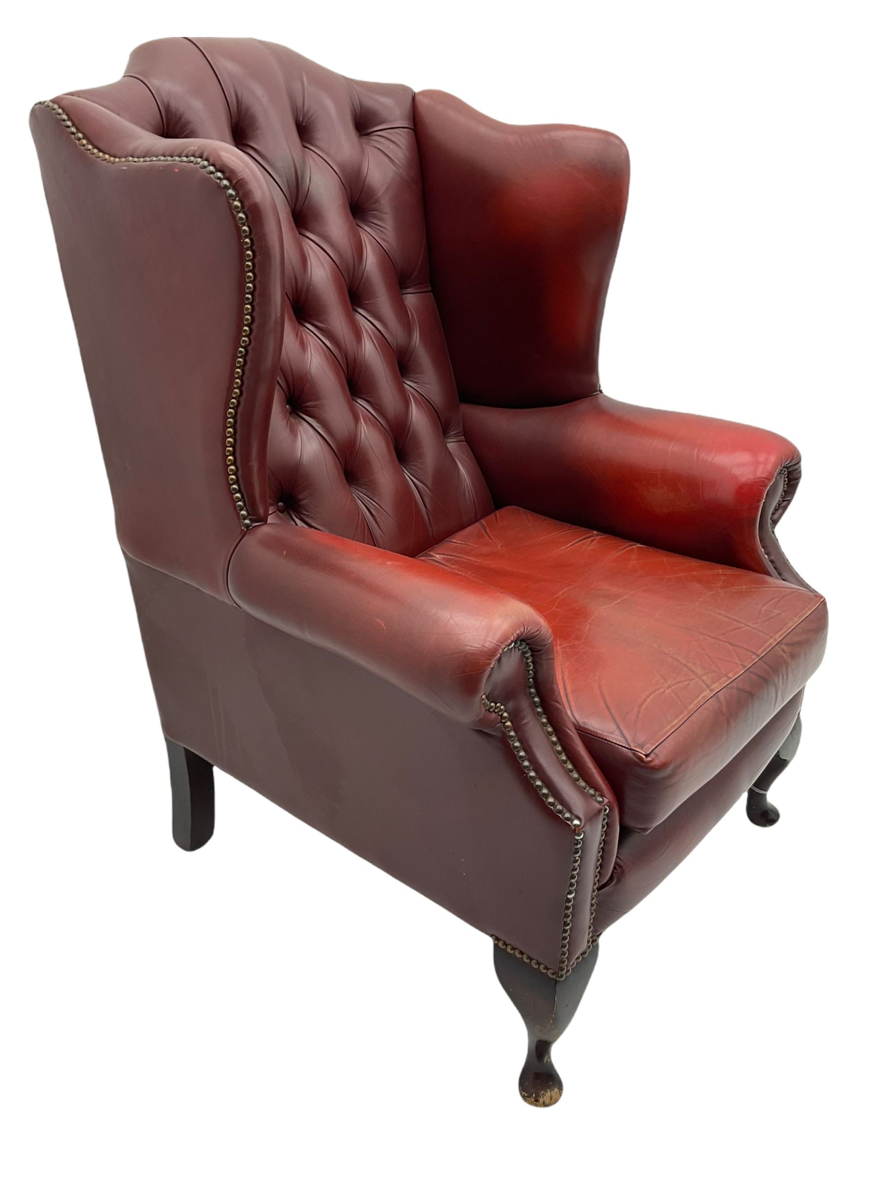 Georgian style wing back armchair - Image 3 of 3