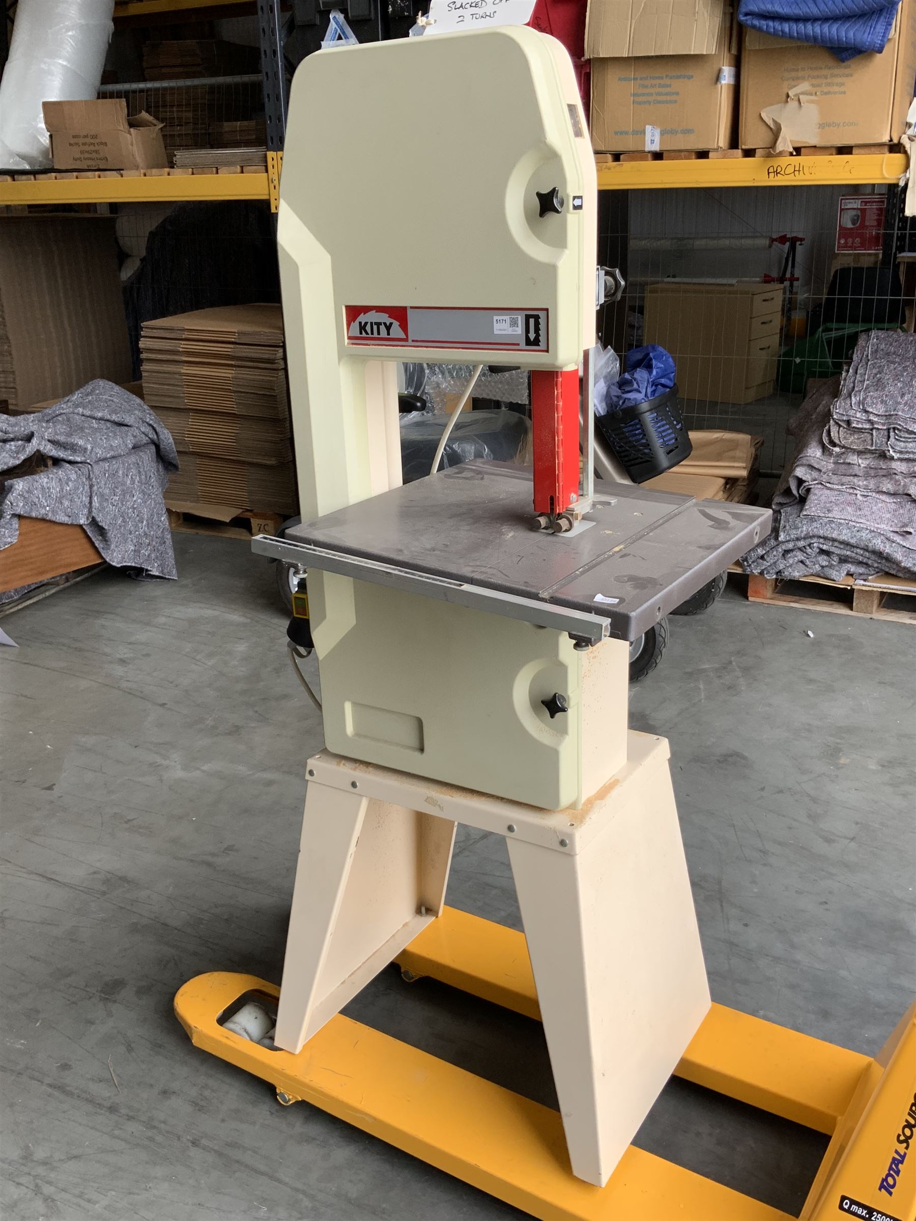 KITY floor standing bandsaw