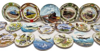 Assorted collectors plates comprising 5 Coalport limited edition Railway plates