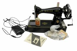 Singer 15 sewing machine