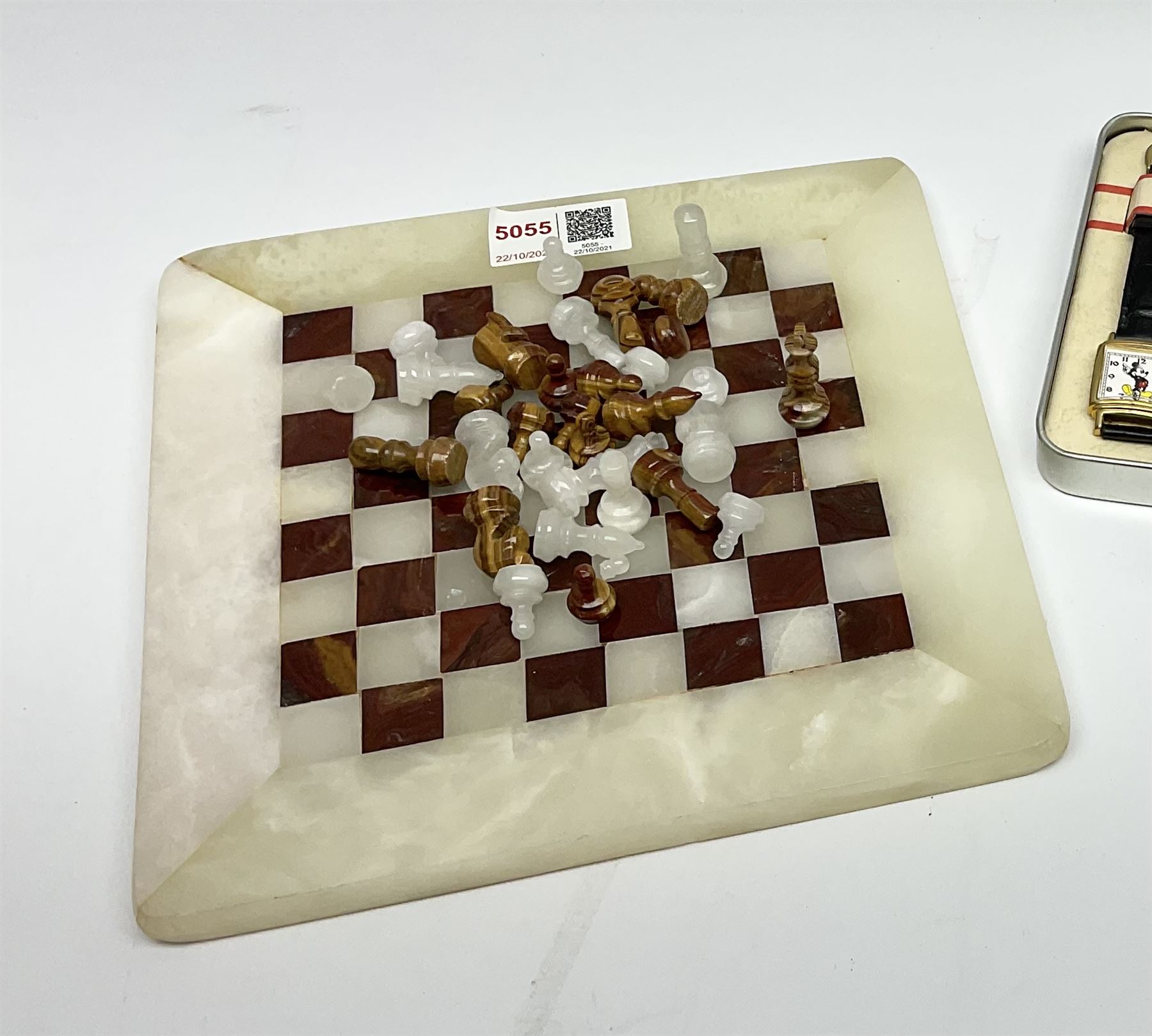 Onyx chess set - Image 5 of 5