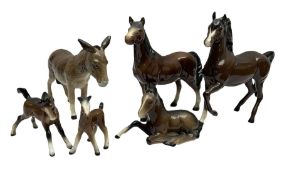 Beswick donkey and brown recumbent foal no. 915