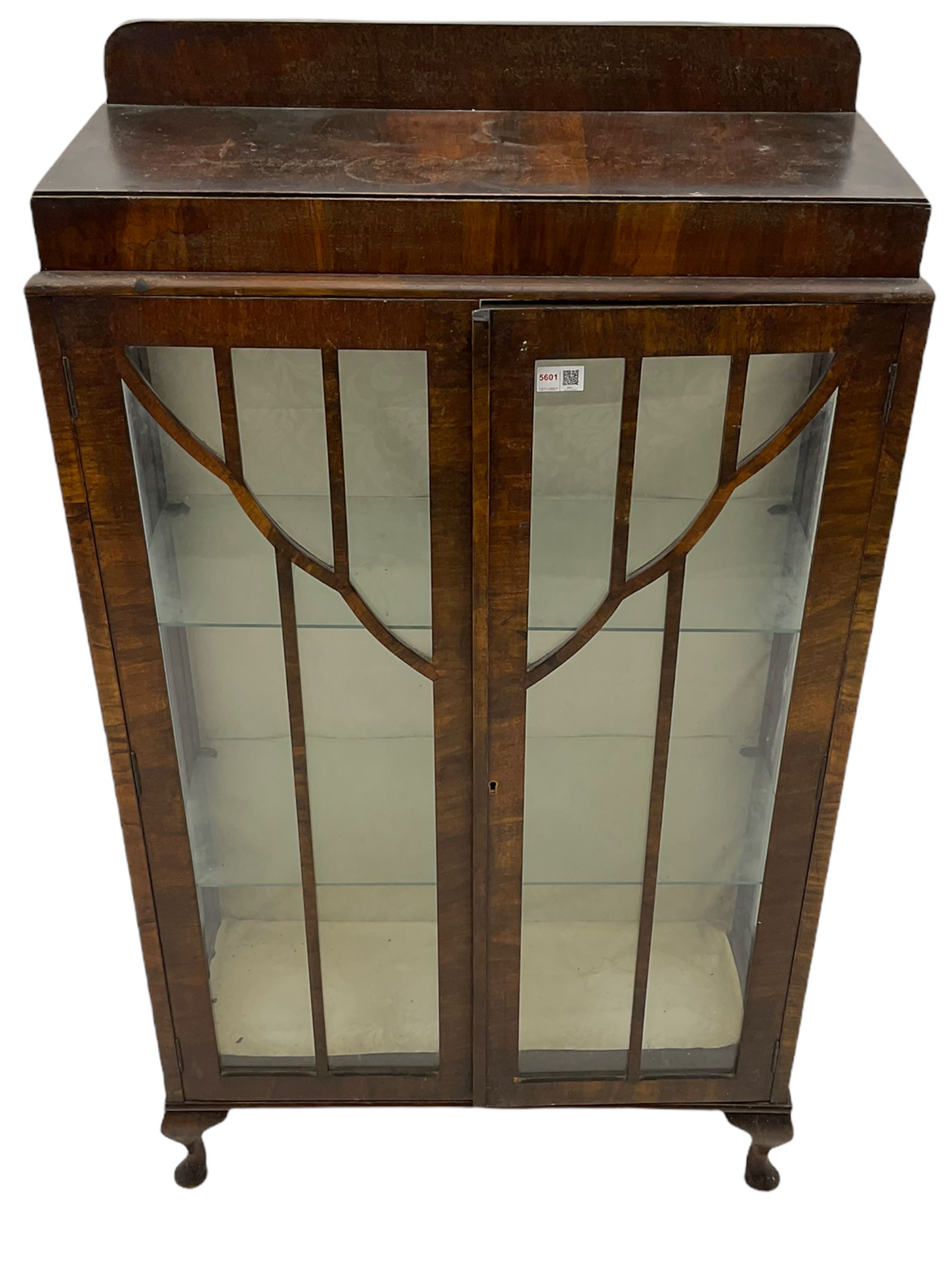 Glazed wooden display cabinet - Image 4 of 5