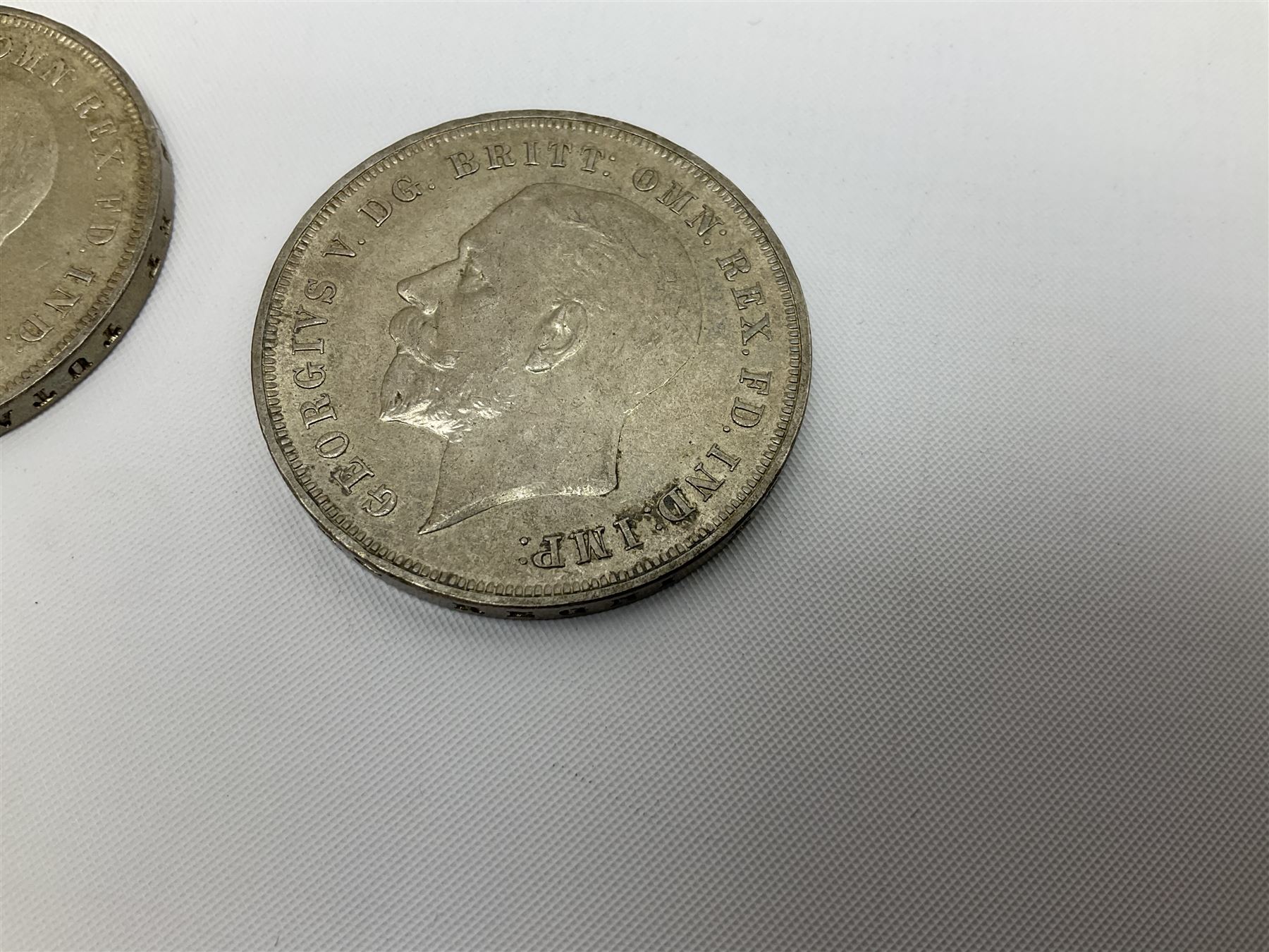 Two Great British King George V 1935 crown coins - Image 6 of 6