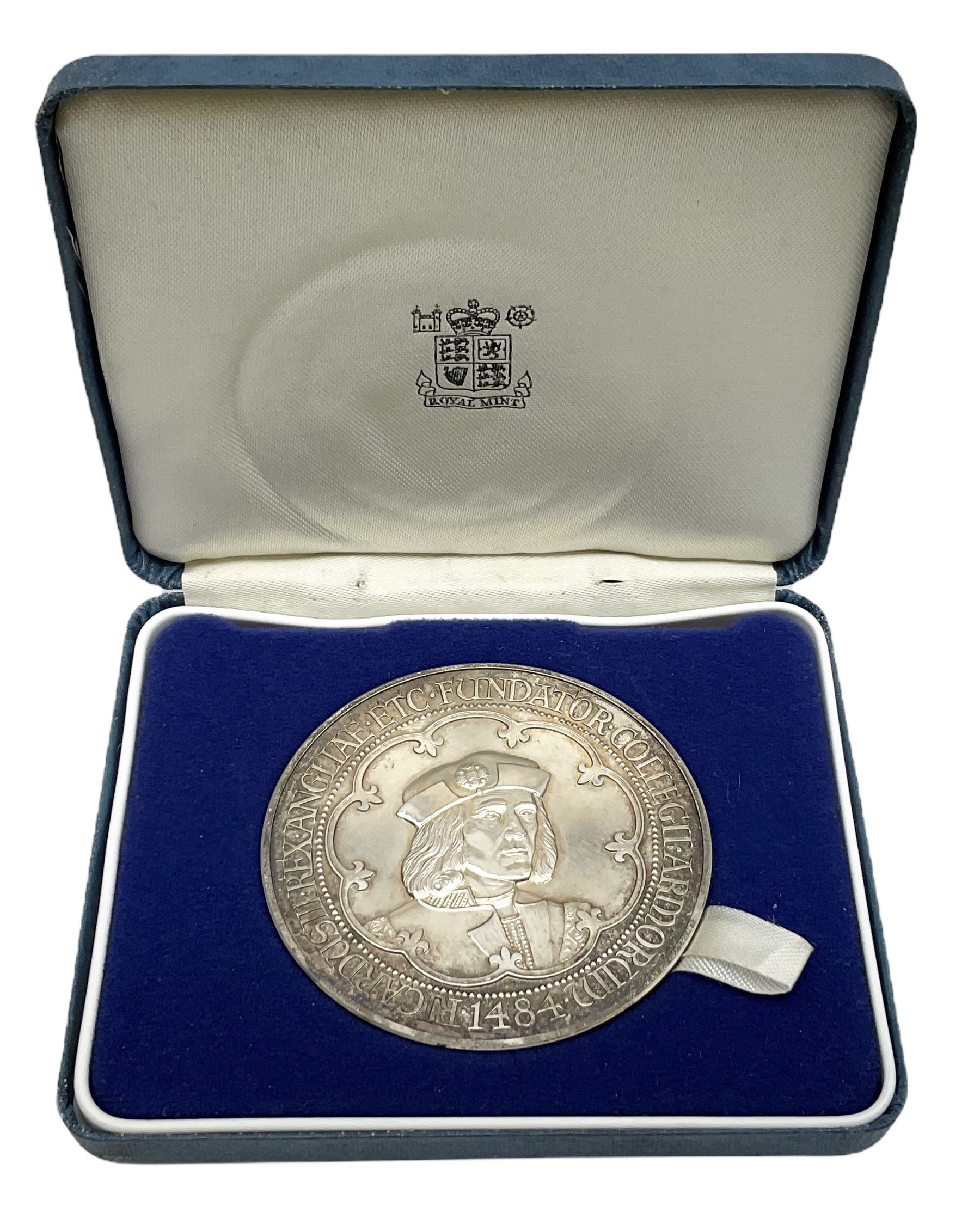 Hallmarked sterling silver commemorative medallion