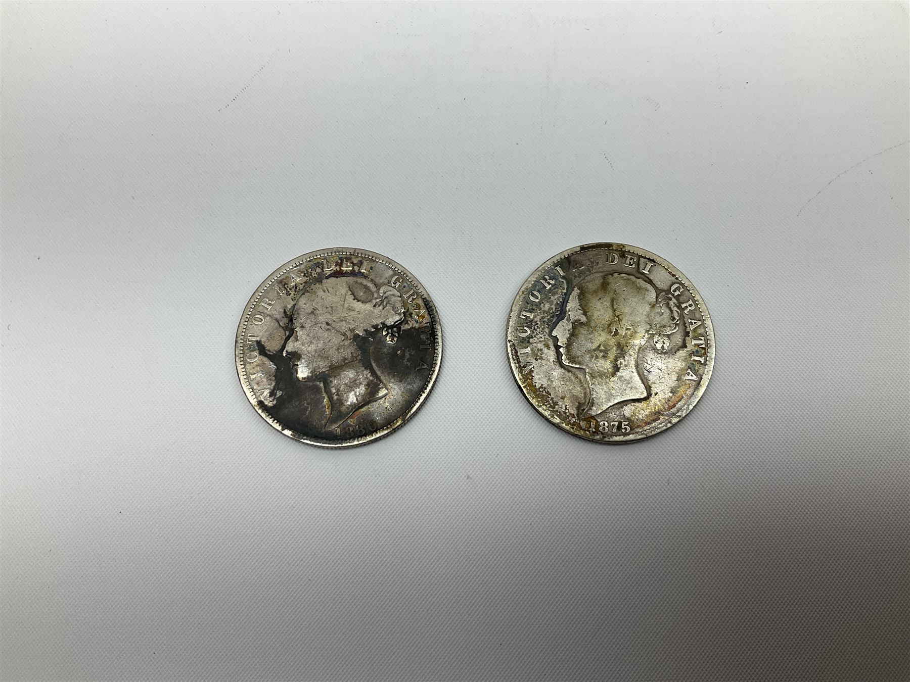 Queen Victoria 1875 and 1880 half crown coin - Image 3 of 7