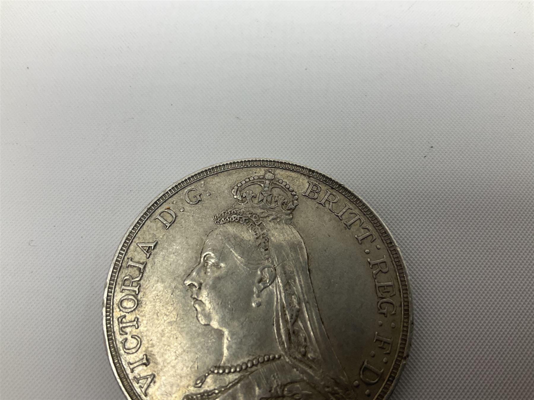 Queen Victoria 1889 crown coin - Image 5 of 9