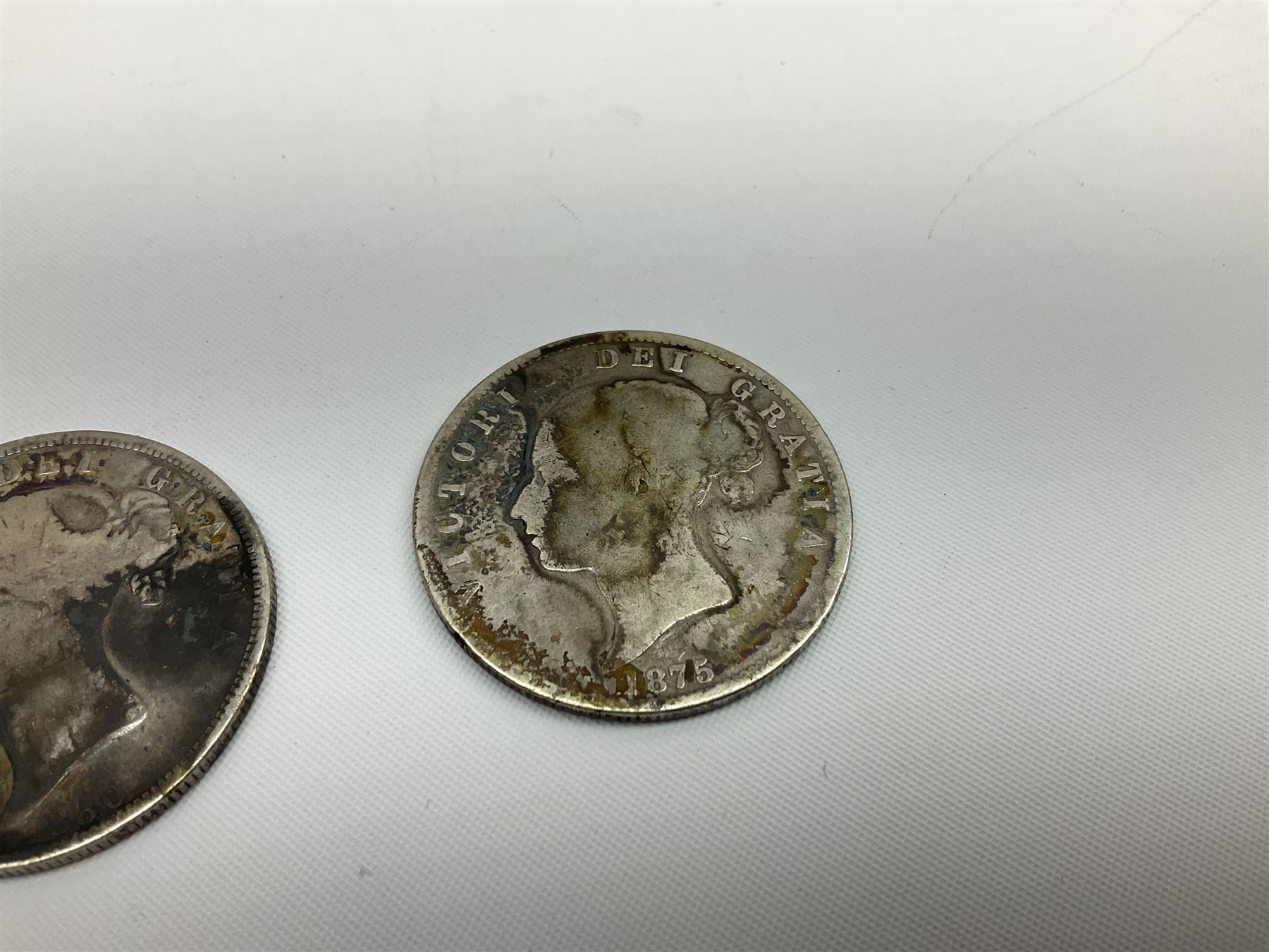 Queen Victoria 1875 and 1880 half crown coin - Image 5 of 7