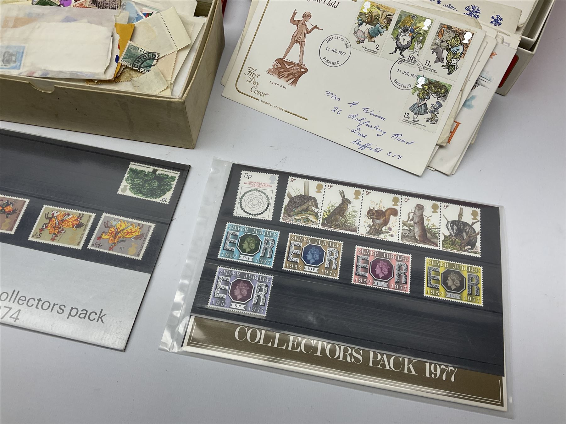 Mostly Great British stamps including 1970s and later first day covers - Image 5 of 9