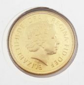 Queen Elizabeth II 2000 gold full sovereign coin