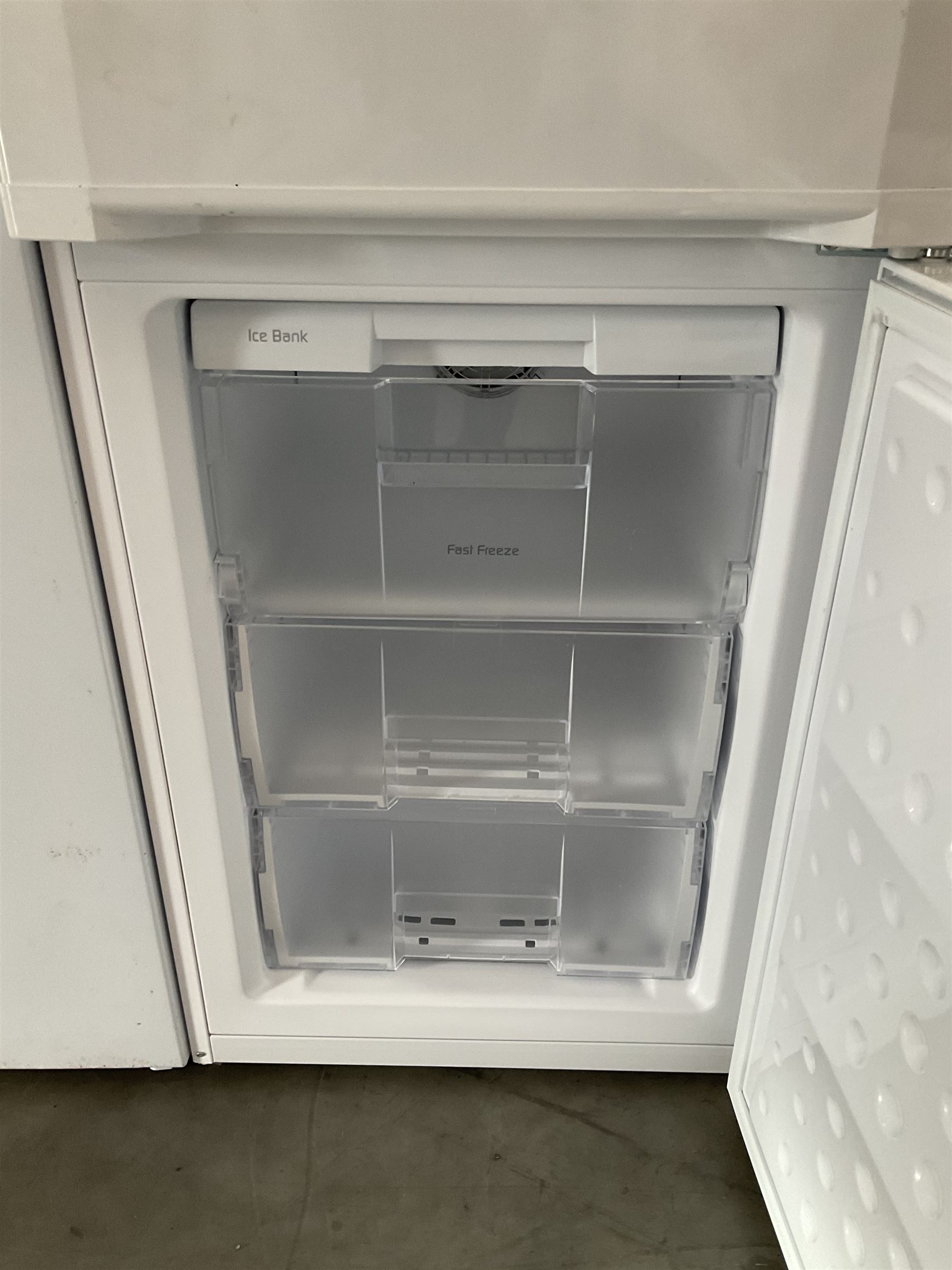 Beko CF5533APW fridge freezer - THIS LOT IS TO BE COLLECTED BY APPOINTMENT FROM DUGGLEBY STORAGE - Image 2 of 3