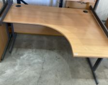 Two light beech right hand return office desks - THIS LOT IS TO BE COLLECTED BY APPOINTMENT FROM DU