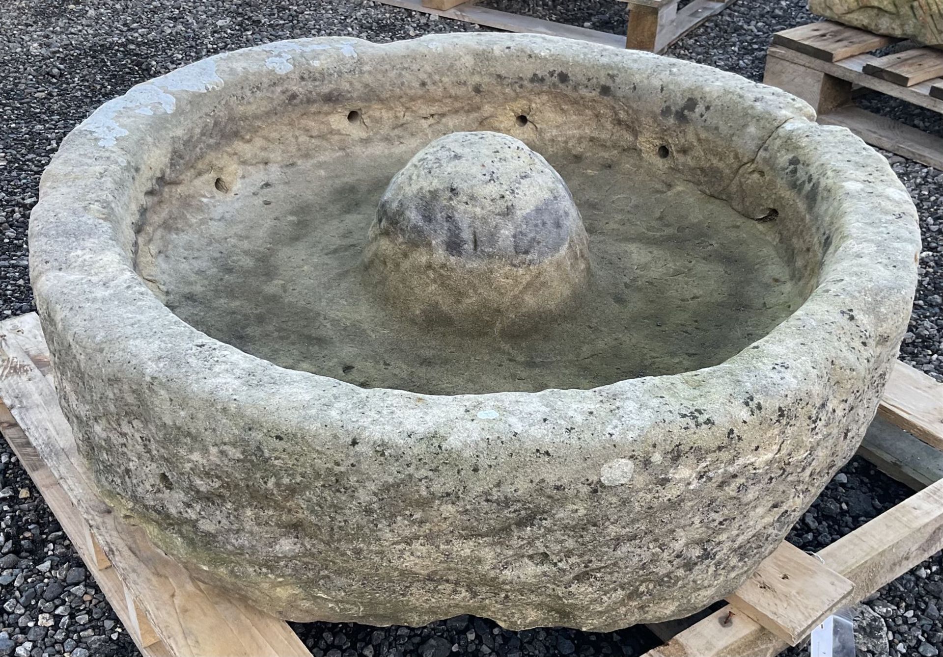 19th century hat top carved stone circular trough - THIS LOT IS TO BE COLLECTED BY APPOINTMENT FROM - Image 2 of 3