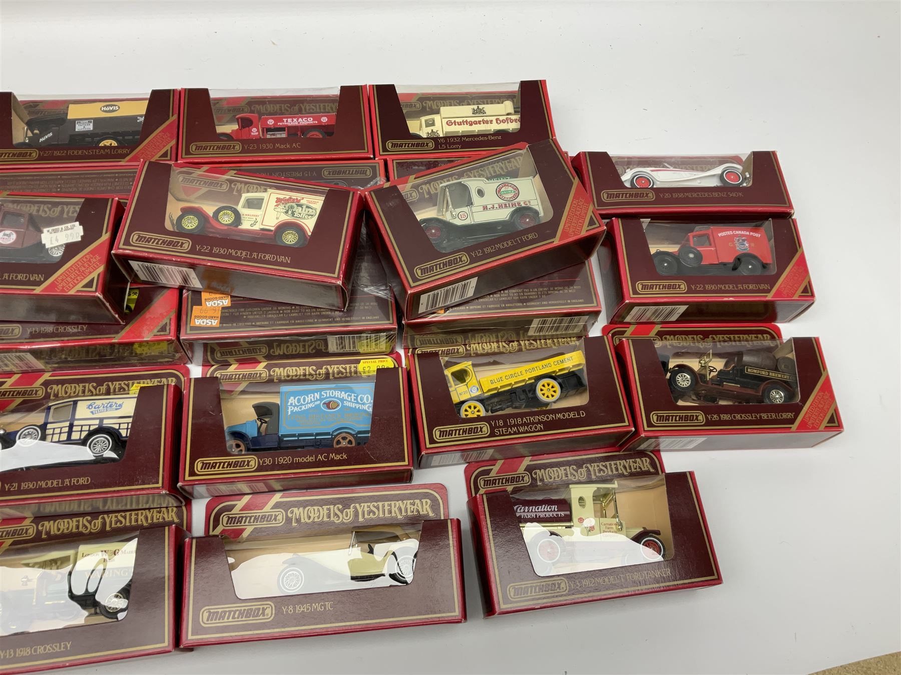 Thirty-six Matchbox Models of Yesteryear including six unopened tw0-vehicle packs - Image 4 of 4