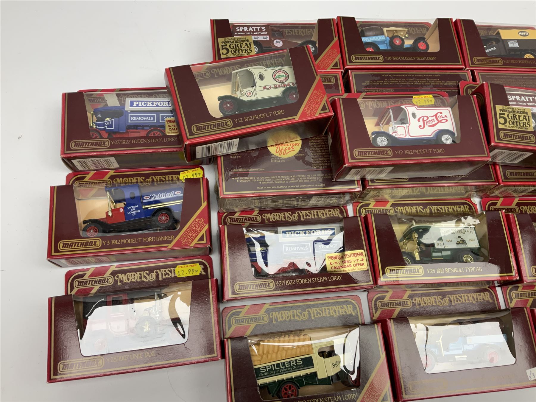 Thirty-six Matchbox Models of Yesteryear including six unopened tw0-vehicle packs - Image 2 of 4
