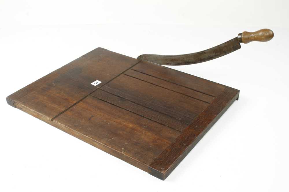 A BUCK & HICKMAN paper or leather guillotine with 12" blade G+ - Image 2 of 2