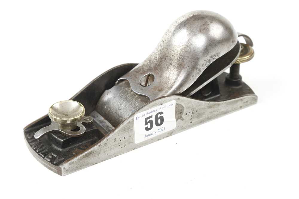 A STANLEY knuckle joint block plane G+