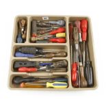 A collection of screwdrivers G