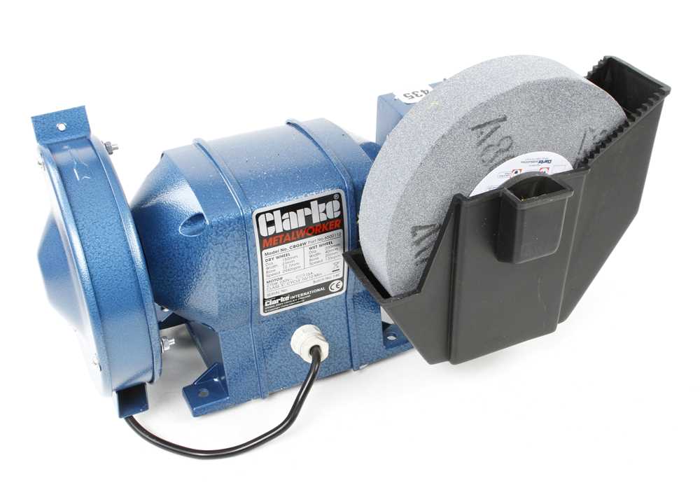 A little used CLARKE combination 8" wetstone grinder and 6" bench grinder in orig box 240V N - Image 2 of 3