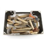 A quantity of hammers, chisels and trowels G