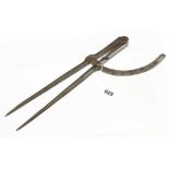 A pair of 14" wing dividers by FREETH with elegant wing nut G+