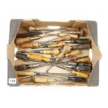 26 screwdrivers etc G+