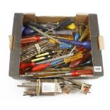 A quantity of modern screwdrivers and drill bits G