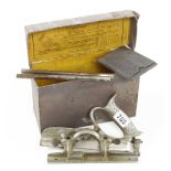 A RECORD No 044 plough with cutters in orig box G