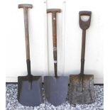 A little used solid steel spade by YARDLEY with trade label and two shovels G+