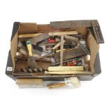 A box of tools G