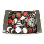 Quantity of plastic toy wheels G