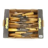 30 chisels and gouges etc G+