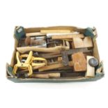 A box of tools G (plus VAT)