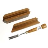 A cranked scribing gouge by FROST and a pair of 5/8" sash templates G+